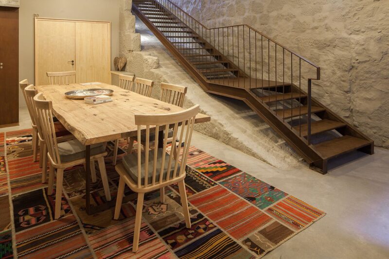 葡萄牙工业风格豪华酒店设计