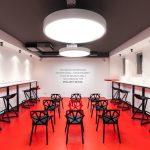 指引你去往目的地的彩红线—乌克兰语言学校课室设计