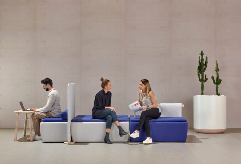 鼓励谈话与协作—2017Toku系列办公家具设计