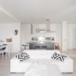 热那亚纯白公寓