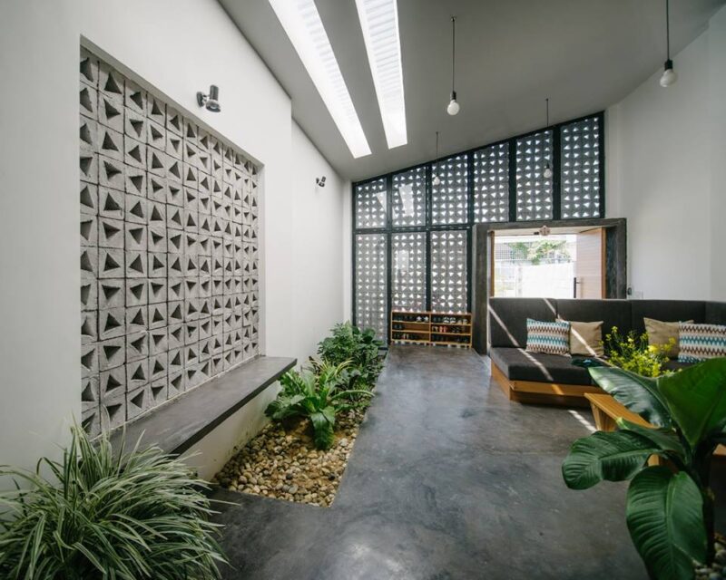 与日光共舞的窗花住宅：越南KONTUM HOUSE