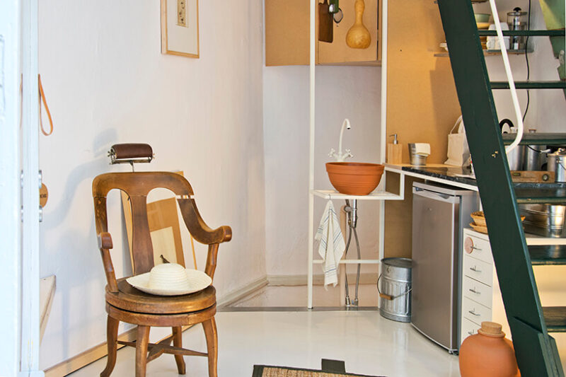 希腊上世纪历史建筑改造紧凑型小旅馆