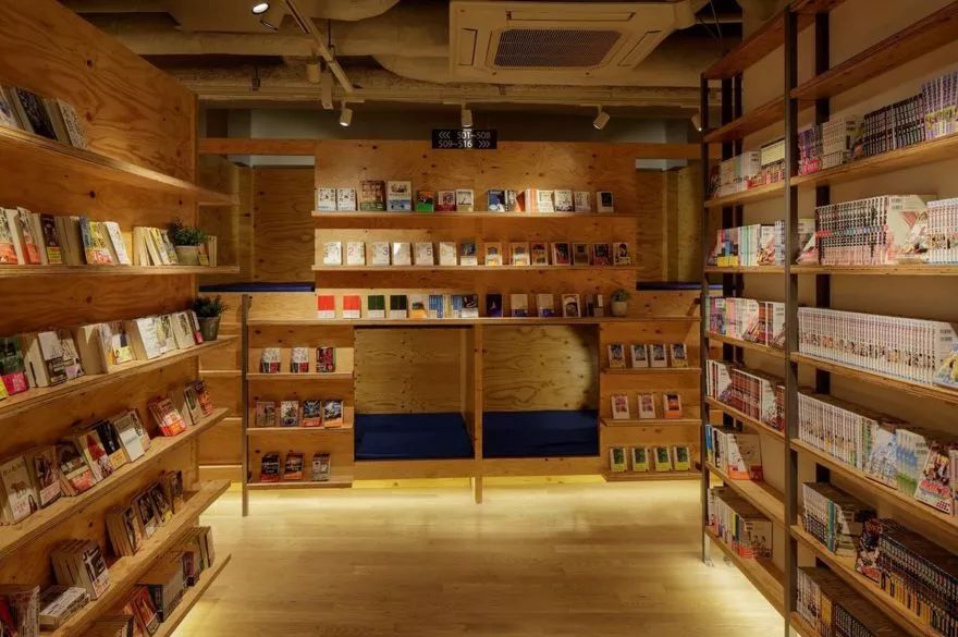 商业空间，书店公寓，茑屋书店，Tsutaya books，书店设计