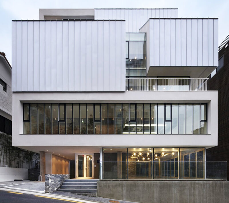 致艾丽斯梦游仙境—首尔“三月兔”之家