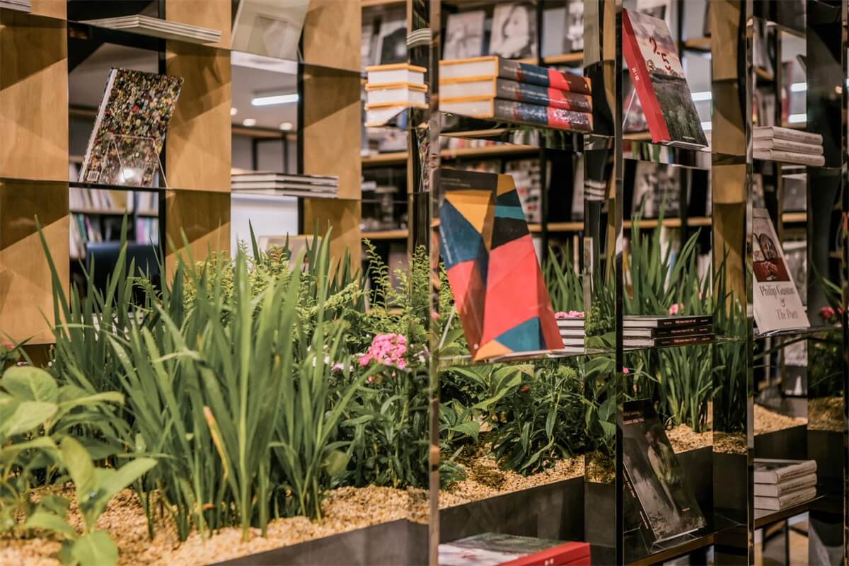 商业空间，书店设计，上海书店设计，书店装置设计，产品展示设计