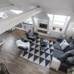 斯堪的纳维亚灰色调阁楼公寓