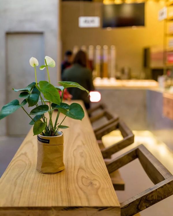商业空间，餐饮空间，王老吉实体店设计，茶饮店设计，极简中国风，1828王老吉全国首家现泡凉茶概念店