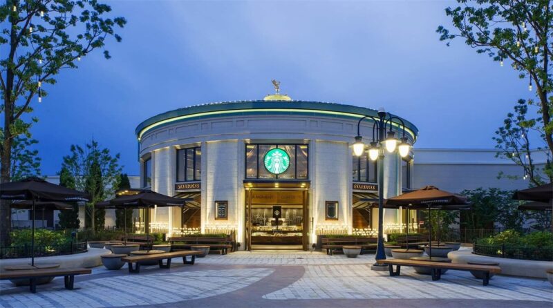 星巴克上海迪士尼小镇店设计