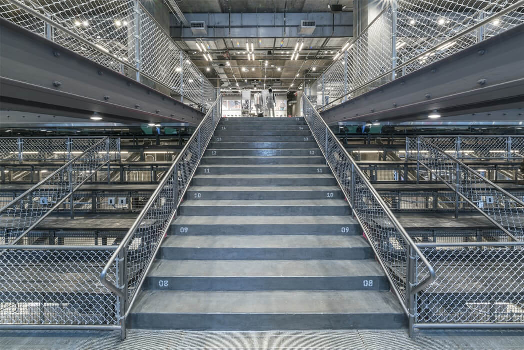 商业空间，阿迪达斯专卖店设计，阿迪达斯纽约旗舰店，零售空间，Adidas专卖店