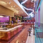 Midiya，海参崴市中心的一家海滨咖啡馆