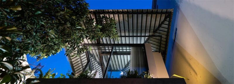 灵感源自雨伞，越南西贡120平米排屋翻新设计