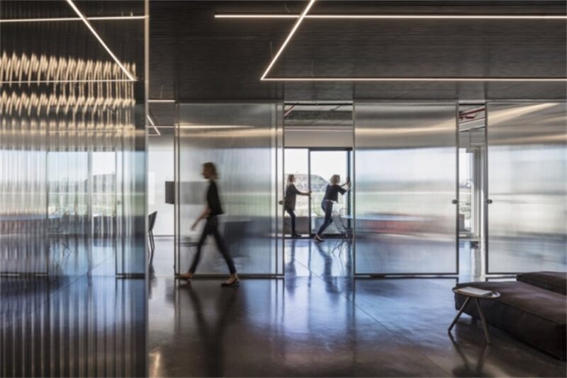 灵活动态人性化的办公室设计，以色列Basix总部设计