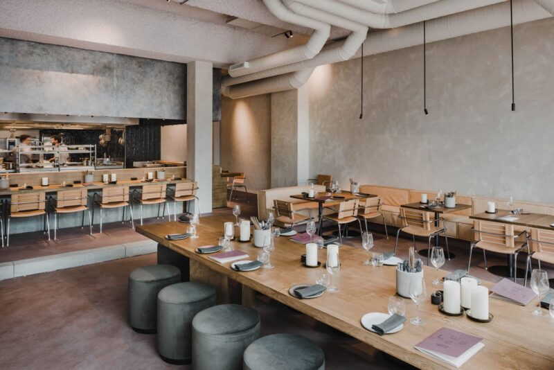 Another Office | 比利时L.E.S.S休闲餐厅