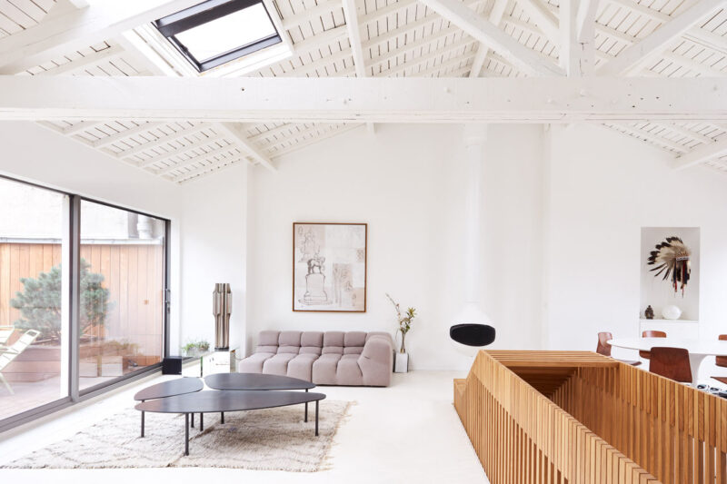 05 AM | 巴黎一间loft阁楼公寓改造