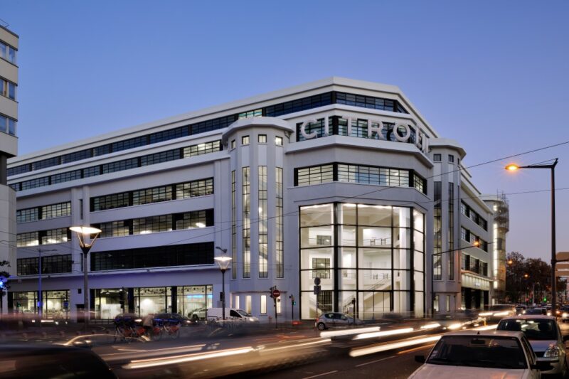 修迪建筑｜法国里昂雪铁龙车库改造