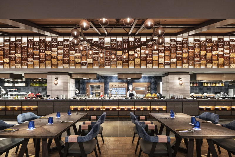 日本冲绳FUSAKI海滩度假村一家全日餐厅