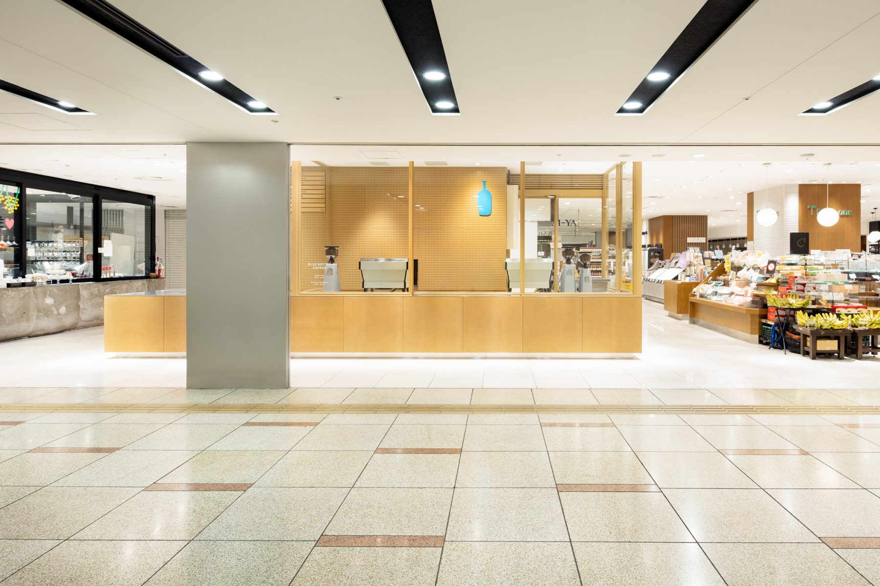 餐饮空间，Blue Bottle Coffee，蓝瓶咖啡，Schemata Architects，东京，小空间