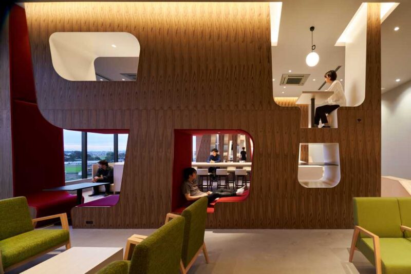 日本崎玉县ESR久喜DC托儿所综合体设计