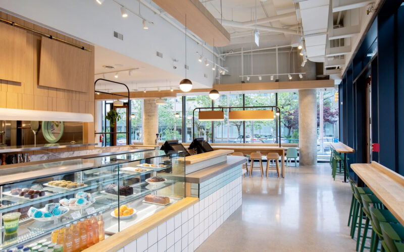 Evoke | 温哥华Heirloom Ambleside海边休闲餐厅