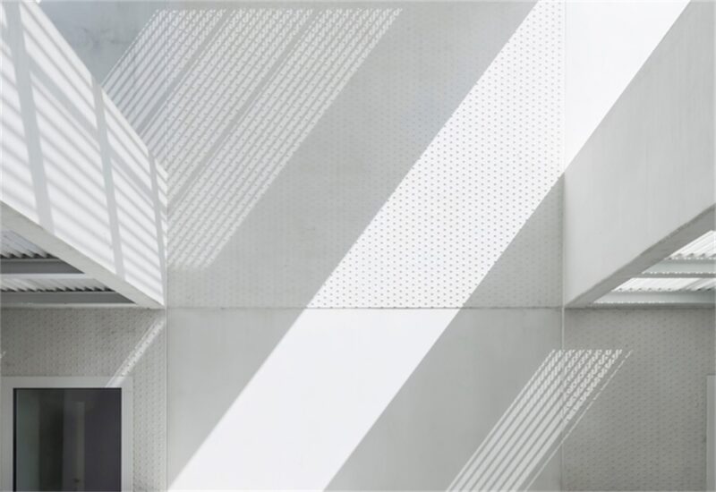 dmvA | 比利时街角住宅改造