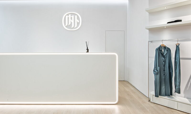 NAN Architects l 上海两家“NEIWAI”内衣旗舰店