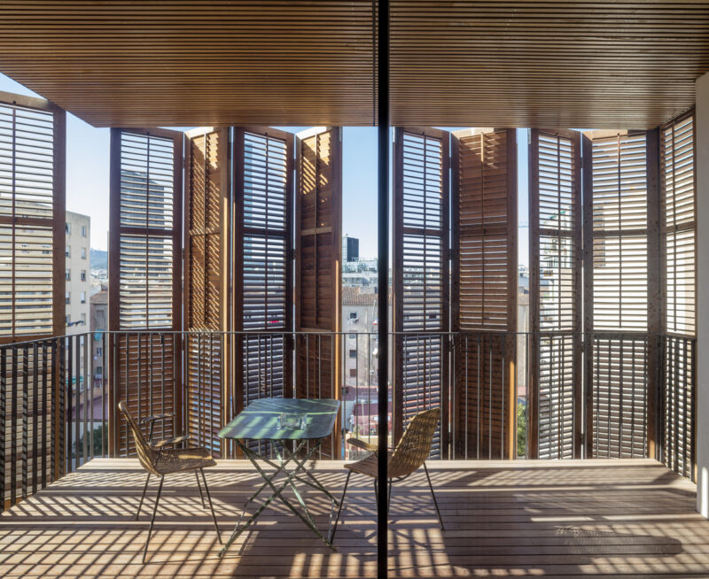 Lussi+Halter&Lola Domenech l 四个朋友的公寓