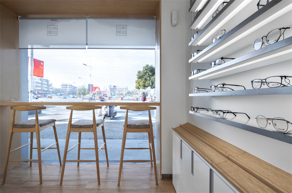 NAN Architects，丹阳，眼镜店设计，青山良镜，国际眼镜店，项目投稿