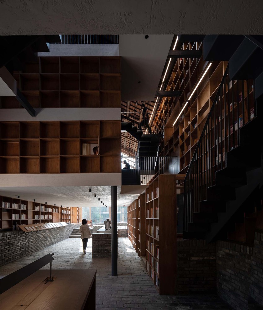 商业空间，书店设计，青龙坞，言几又，乡村书店，建筑改造，西涛设计工作室