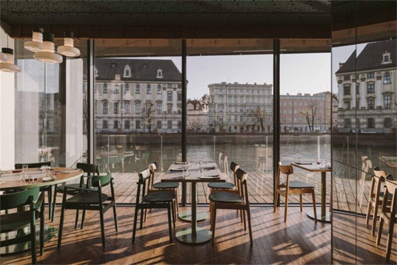 buck.studio l 波兰Martim河滨餐厅