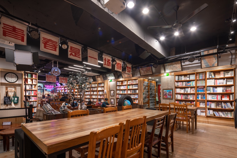 商业空间，广州独立书店，独立书店设计，书店设计，广州体育东，1200bookshop，负空间设计，不打烊书店，项目投稿