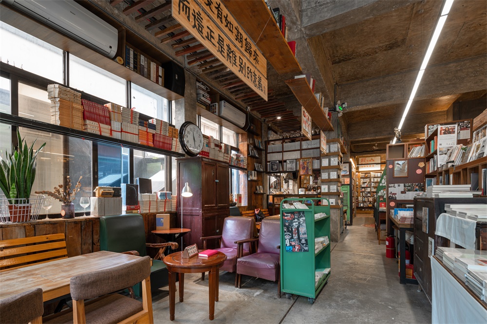 商业空间，广州独立书店，独立书店设计，书店设计，广州体育东，1200bookshop，负空间设计，不打烊书店，项目投稿