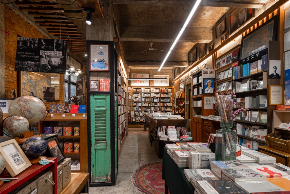 商业空间，广州独立书店，独立书店设计，书店设计，广州体育东，1200bookshop，负空间设计，不打烊书店，项目投稿