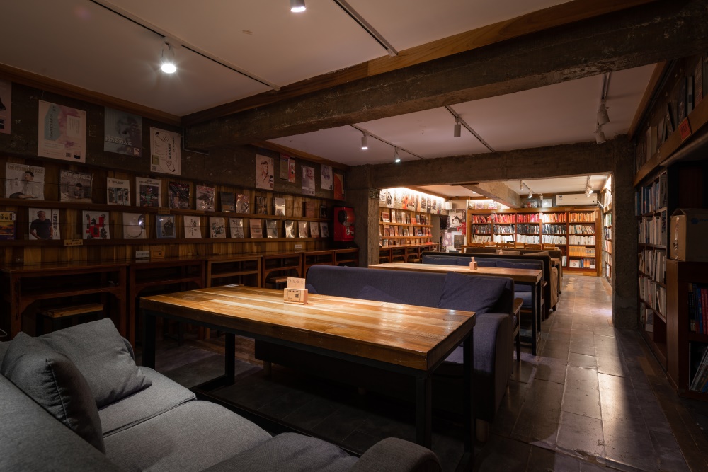 商业空间，广州独立书店，独立书店设计，书店设计，广州体育东，1200bookshop，负空间设计，不打烊书店，项目投稿