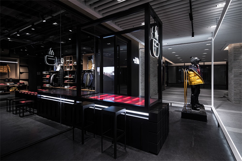 商业空间，户外运动店设计，体验店设计，北面，The North Face BaseCamp，协调亚洲