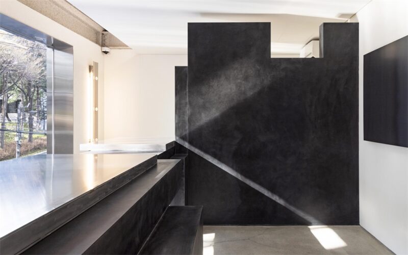 Studio Unravel | 高级服装品牌的时间痕迹美学