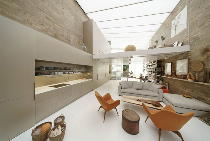 Two Feathers | 现代智能科技复式公寓