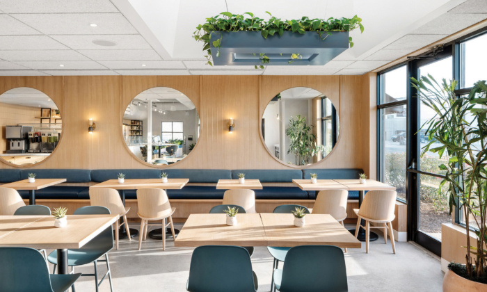 咖啡厅设计,国外咖啡厅设计,咖啡馆设计,Chioco Design,现代风格咖啡厅设计,现代风格快餐店,Honest Mary’s