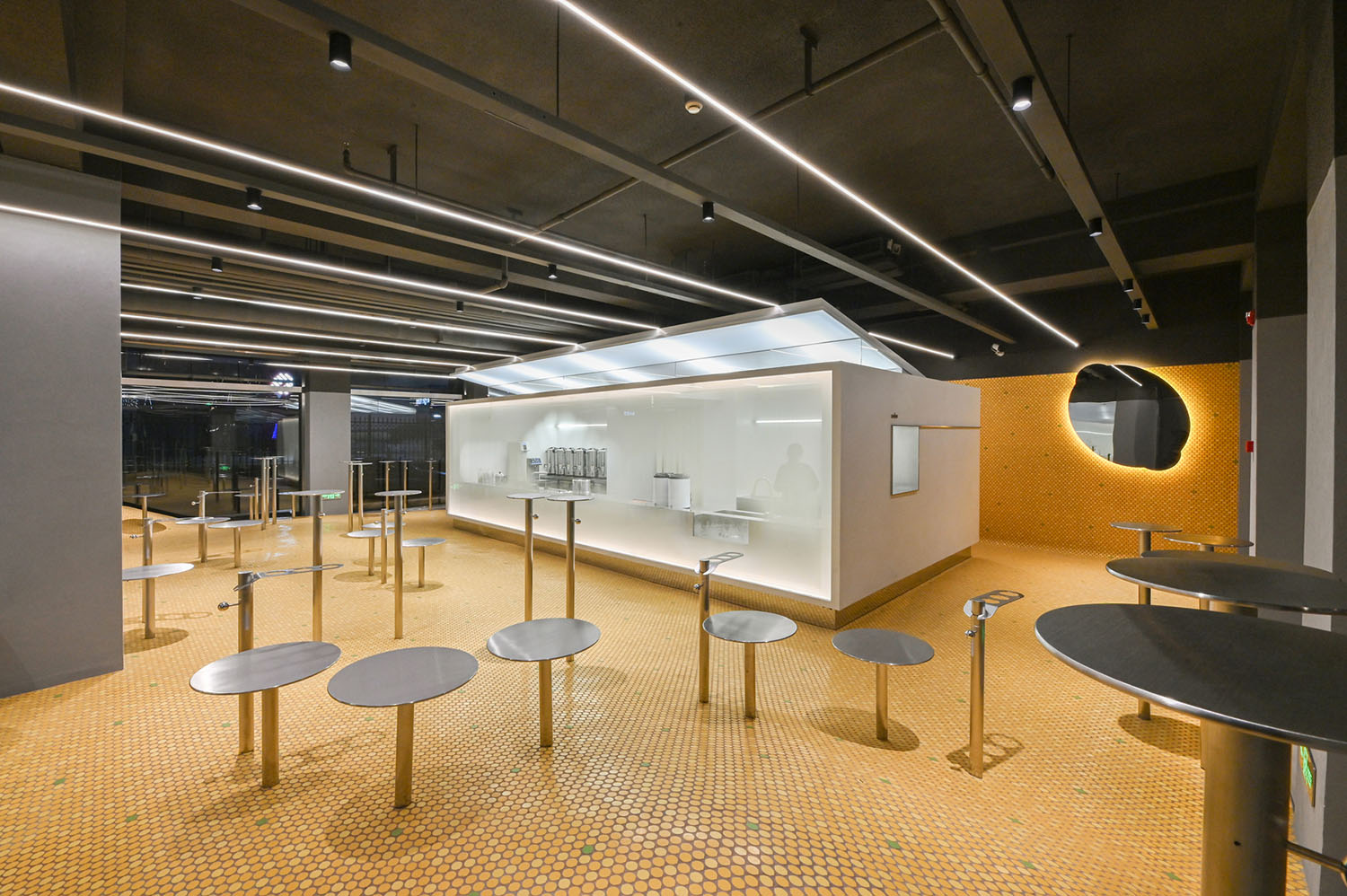 茶饮店设计,北京茶饮店设计,Introlemons茶饮店设计,Introlemons茶饮店,Introlemons三里屯店,北京Introlemons,柠檬茶茶饮店,内向工作室,项目投稿