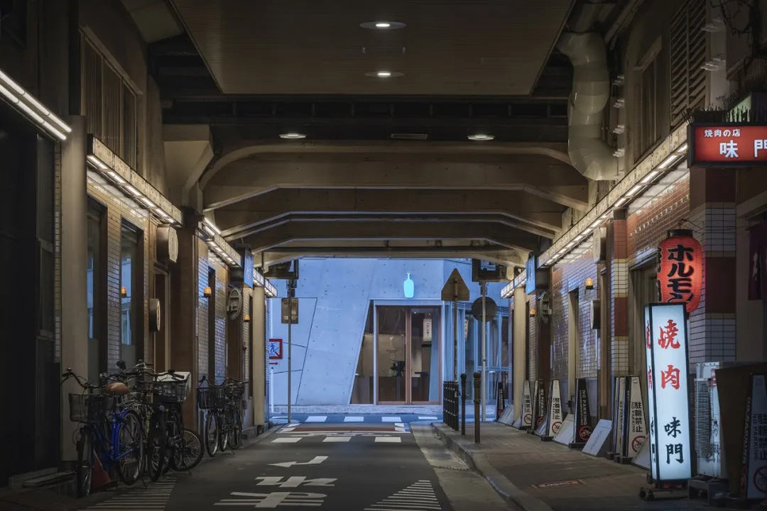 咖啡店设计,日本咖啡店设计,咖啡厅设计,小蓝瓶咖啡店设计,日本大阪茶屋町区小蓝瓶咖啡店,小蓝瓶咖啡店,日本小蓝瓶咖啡店,Studio I IN