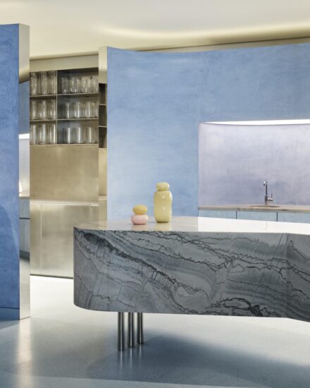 AKIN ATELIER | 冥想零售，悉尼Poho Double Bay花店设计