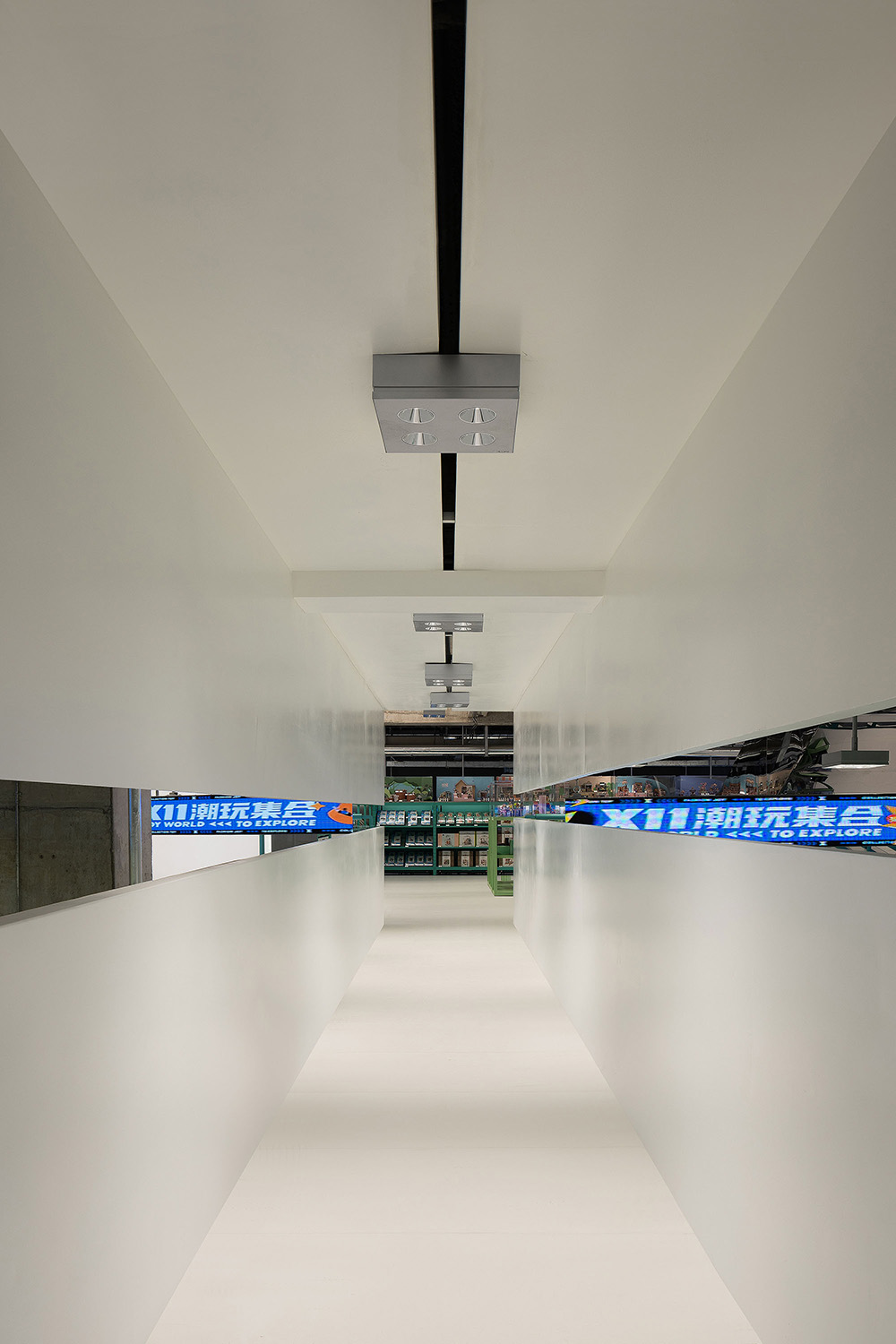 潮玩店设计,温州潮玩店设计,温州网红店,温州X11,X11温州印象城,X11,商业空间,零售店设计,绽放设计,BloomDesign,绽放设计作品