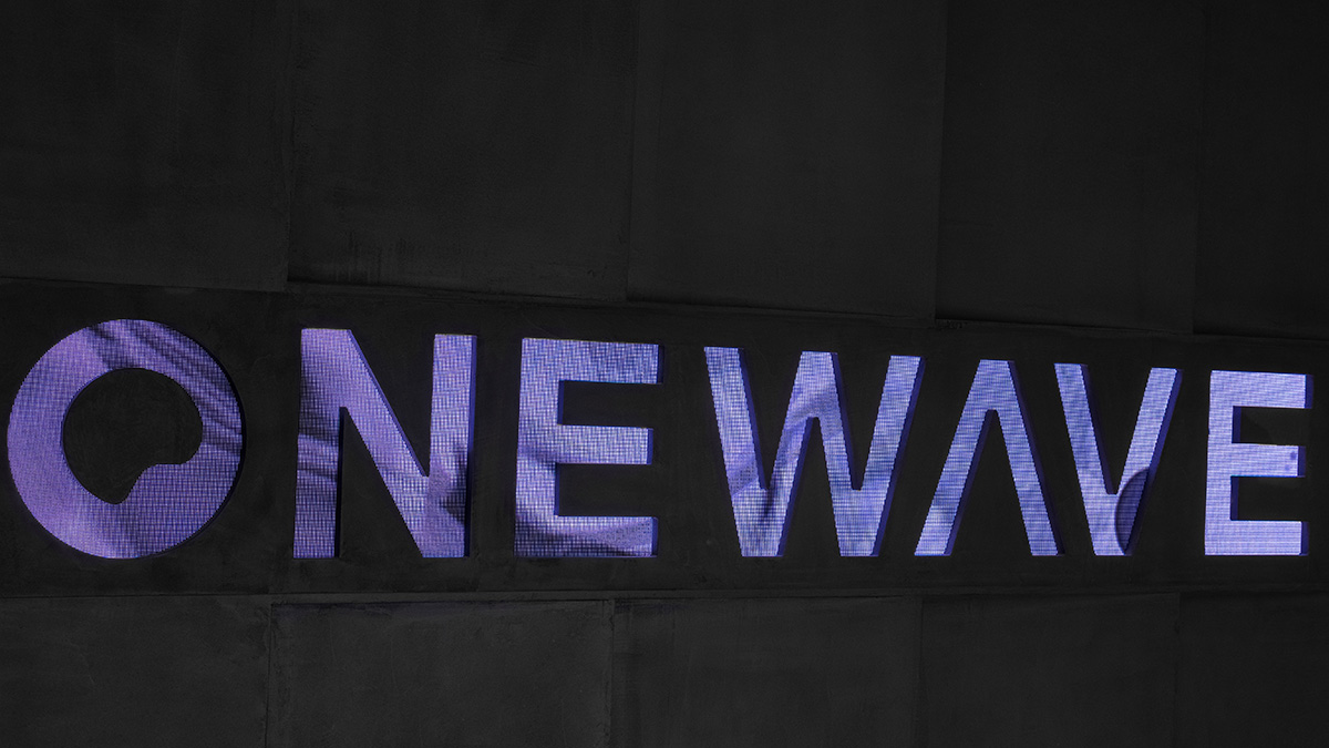 ONE WAVE,Topworks Lab,买手店设计案例,梁屹,潮流店铺,饰品店,买手店设计案例,饰品店设计案例,成都晶融汇买手店,高桥吾郎