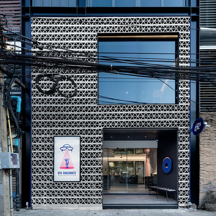 UFO Doughnuts,Space+craft,咖啡厅设计,咖啡店设计案例,面包店设计,甜甜圈店设计案例,泰国设计,面包店设计案例