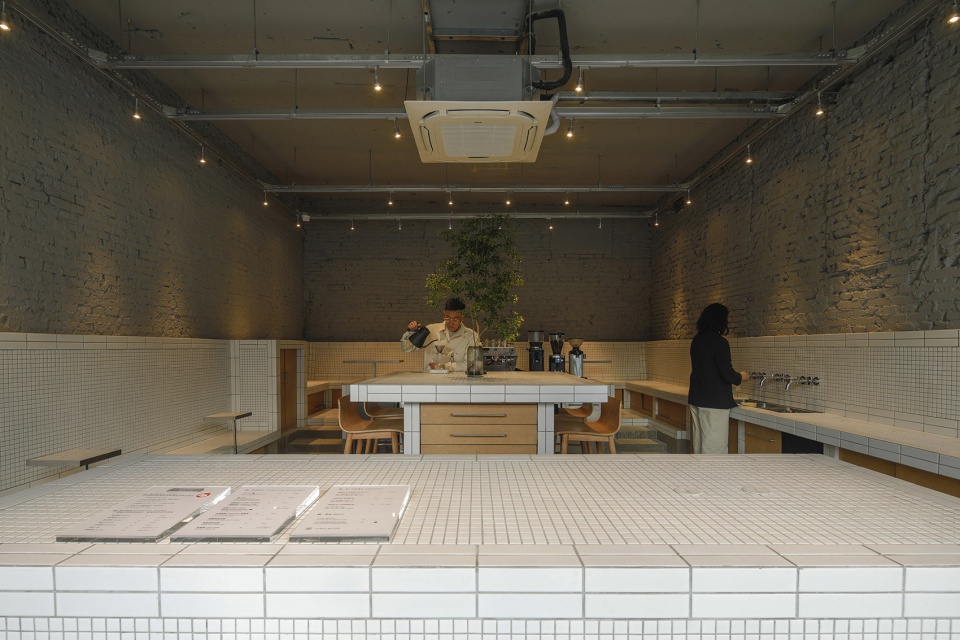 北京咖啡店设计,咖啡店设计,咖啡店设计案例,北京咖啡店,小咖啡店设计,Cenchi Coffee,Cenchi,茶饮店设计,咖啡厅设计,汵奇咖啡,汵奇,北京汵奇咖啡,空间站建筑师事务所,空间站事务所,空间站