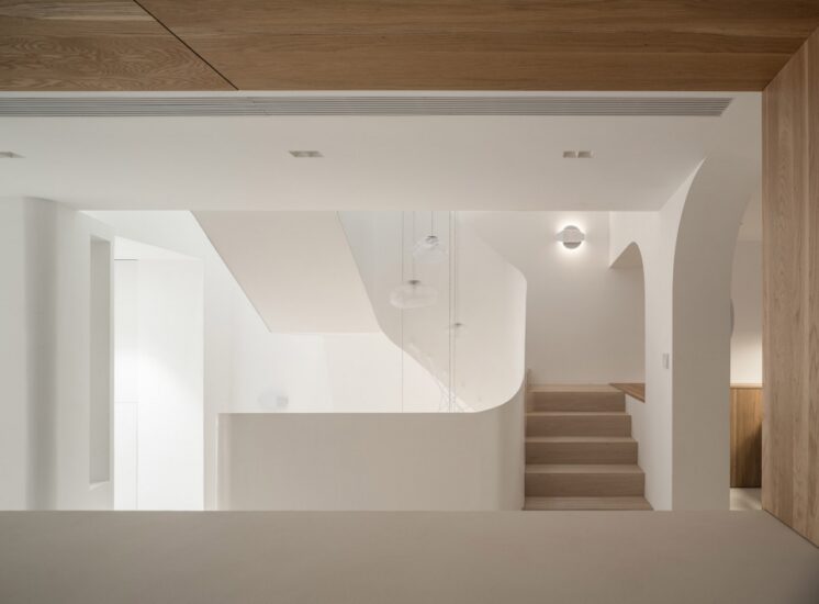 大海小燕设计工作室 | 300㎡，上海独栋住宅-光庭