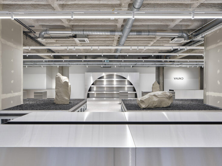 VAUST Studio | 500㎡，德国斯图加特Vaund stores零售店设计