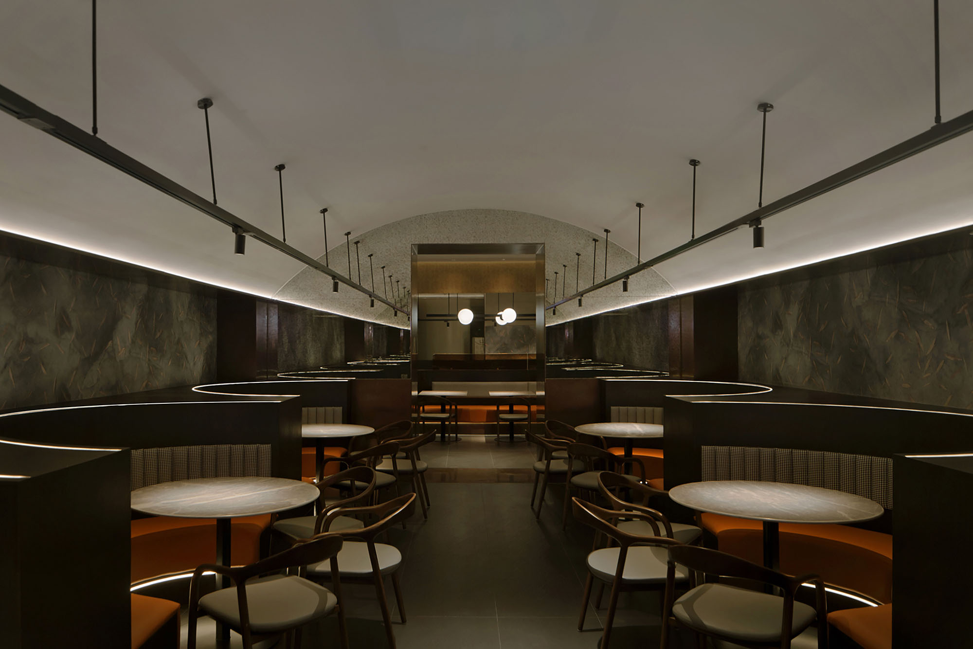 SALONE DEL SALON,得德设计,但丁五月,餐厅设计案例,融合餐厅设计,但丁五月旅行融合餐厅,郑州,沙龙,郑州餐厅设计