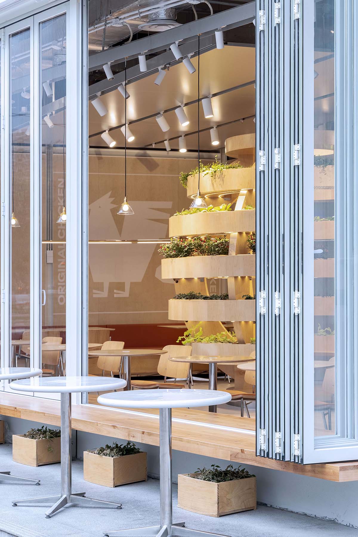 BloomDesign,绽放设计,老乡鸡北京旗舰店,老乡鸡,中式快餐,快餐店设计案例,餐厅设计案例,老乡鸡餐厅,李宝龙,南鸿天,陈小虎