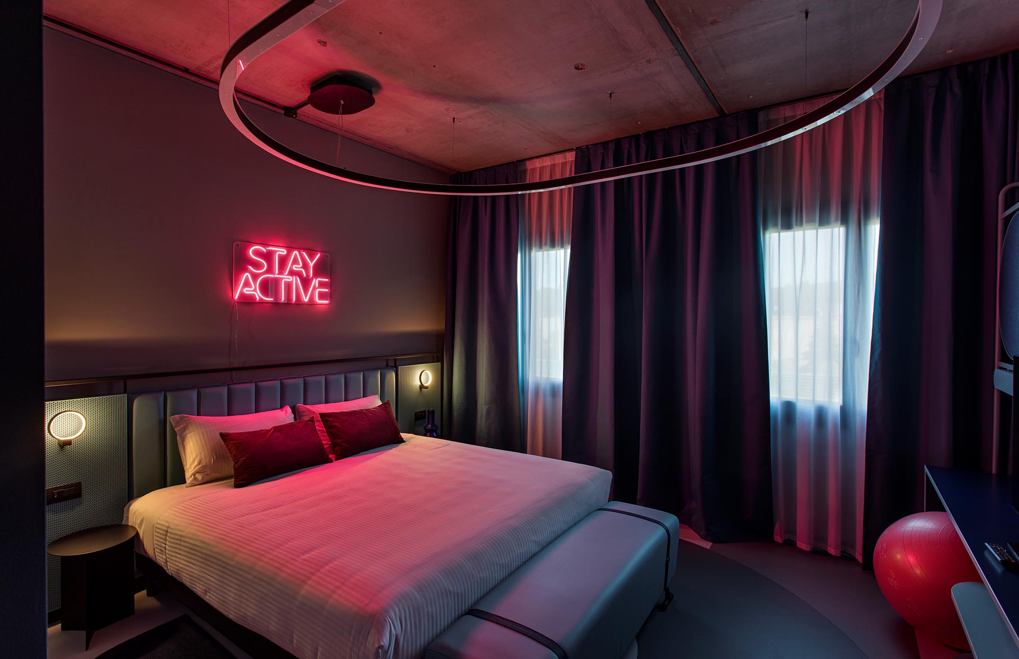 酒店设计,Stay Hotel,酒店设计案例,意大利,创意酒店设计,旅行酒店设计,国外酒店设计案例,青年酒店,设计酒店,Rizoma Architetture