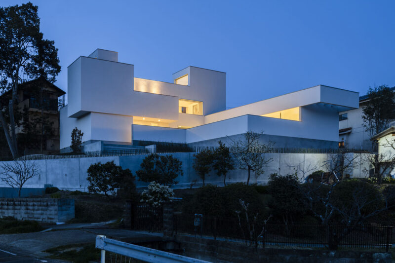 木村光一建筑师事务所 | 232㎡，山顶别墅 / FORM